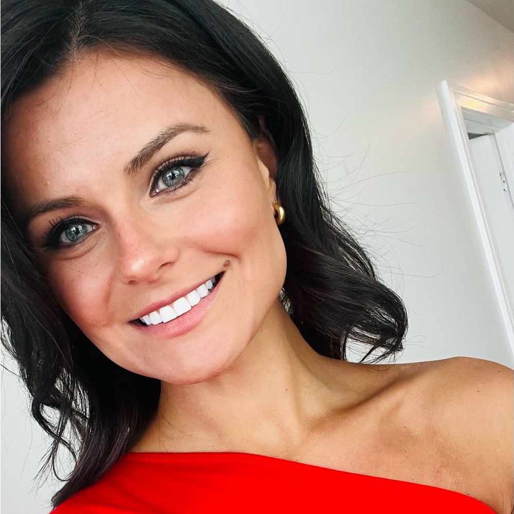 Meet your Posher, Marina